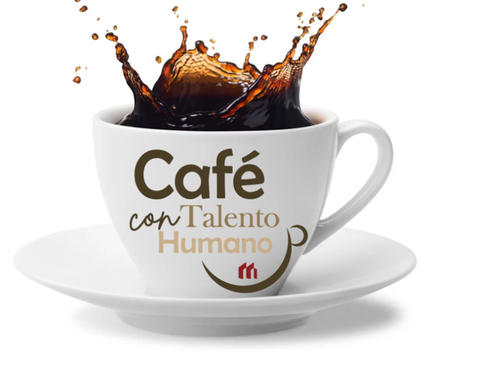 Taza de café del programa interno Café con Talento Humano